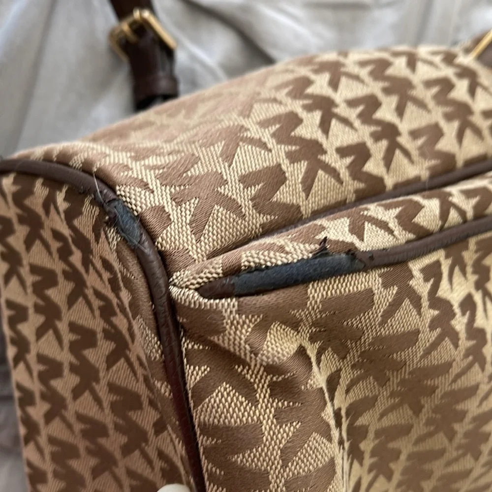 Michael kors backpack - Picture 12 of 16